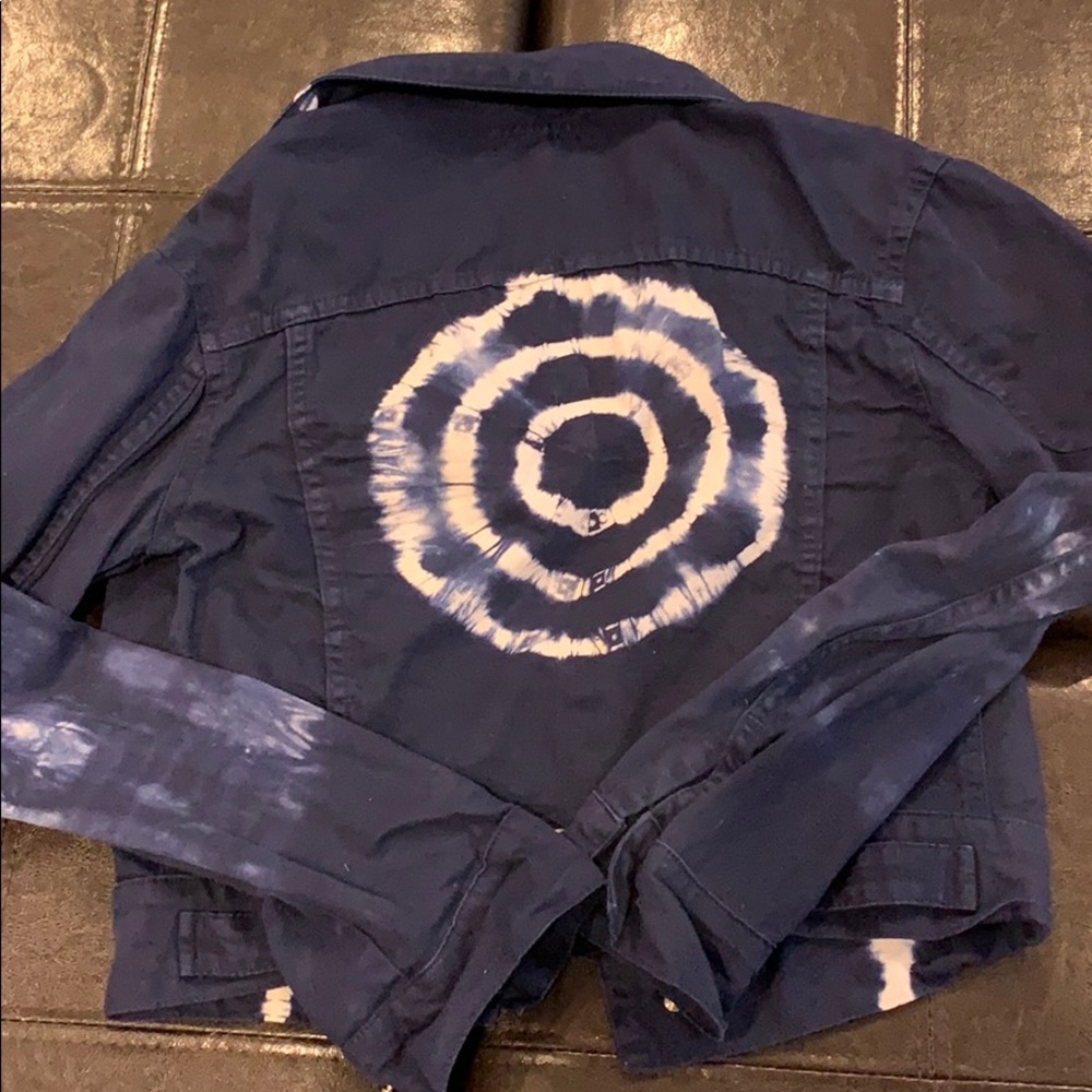 Jean jacket - Picture 2 of 3